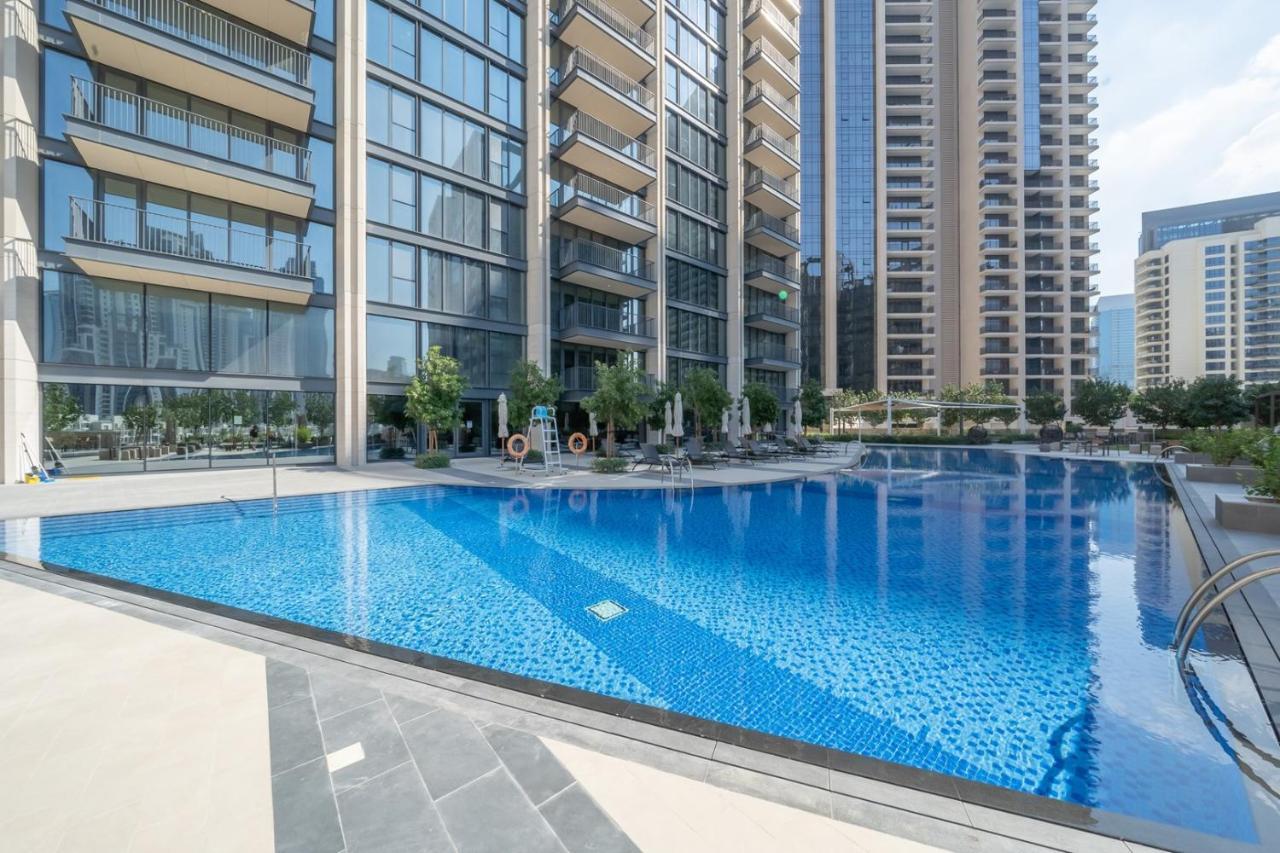 Incredible Views From This Classy Apt With Terrace Dubai Exterior foto