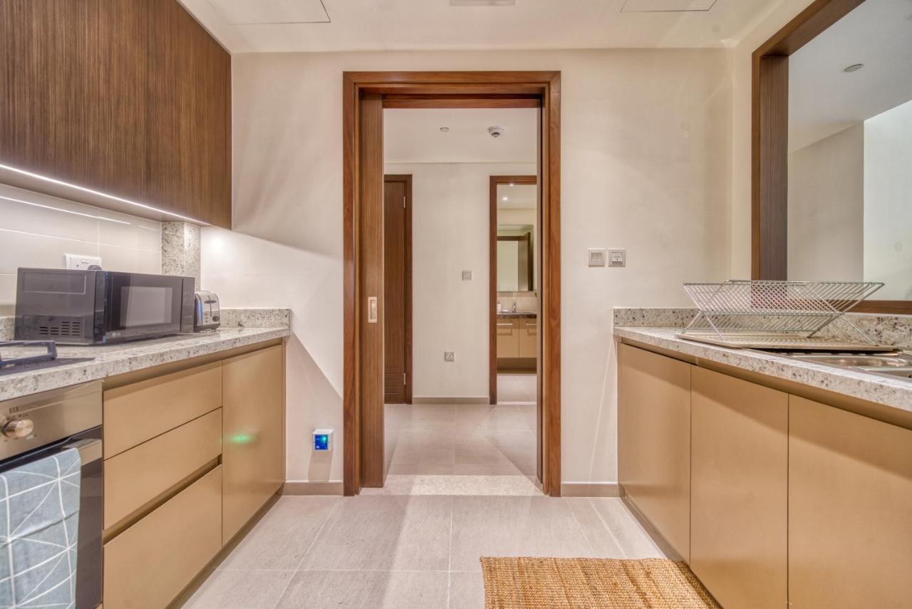 Incredible Views From This Classy Apt With Terrace Dubai Exterior foto